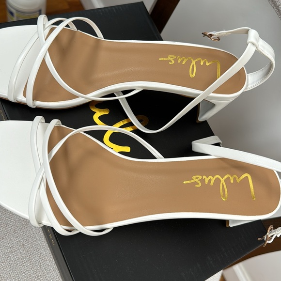 White ankle strap high heels sandals - Picture 3 of 5